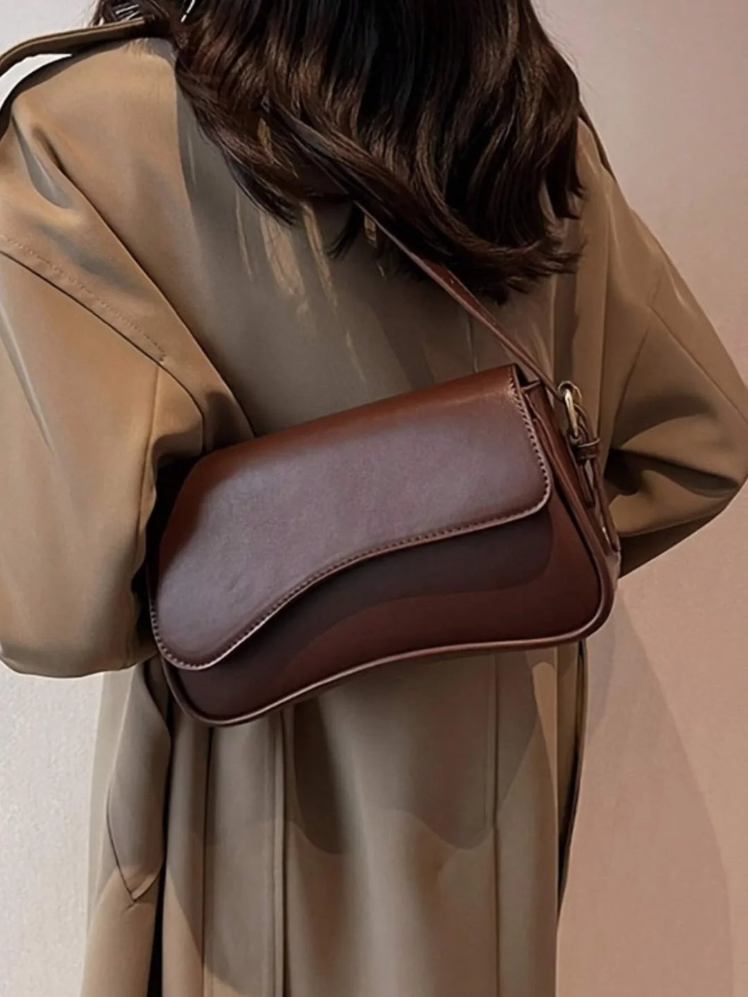 Celeste - Magnetic Buckle Shoulder Bag