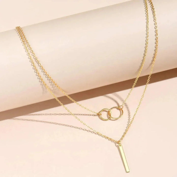 Eliana – Vintage Gold Dual Circle Pendant Necklace